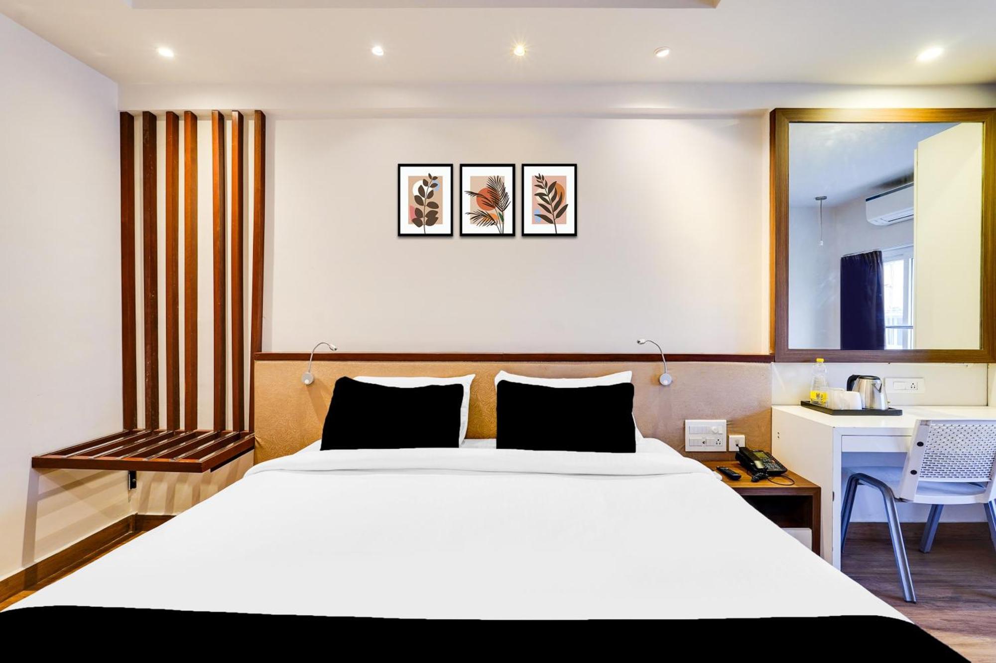 Super Townhouse Oak Kodambakkam Formerly Cine City 첸나이 외부 사진
