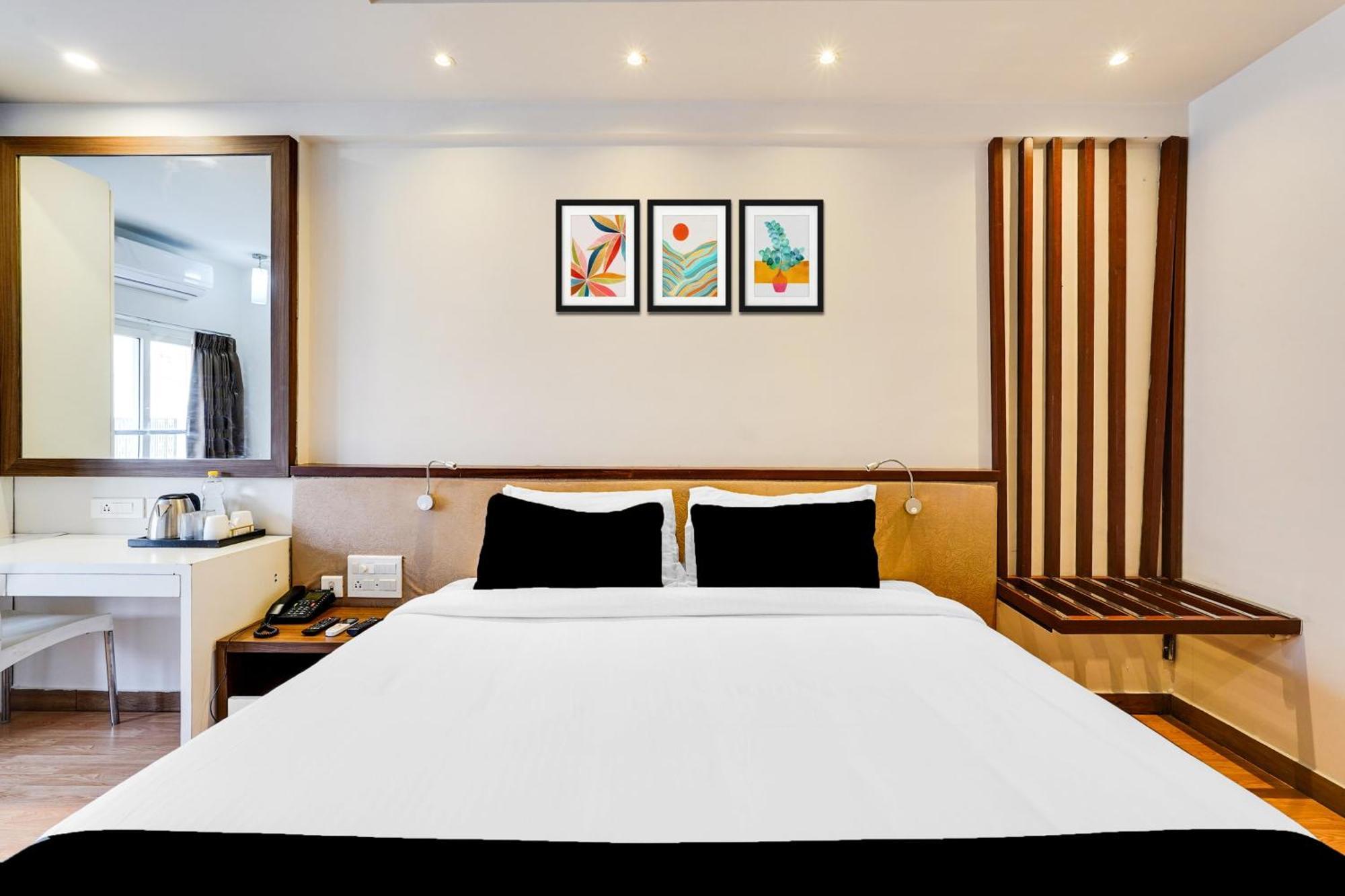 Super Townhouse Oak Kodambakkam Formerly Cine City 첸나이 외부 사진