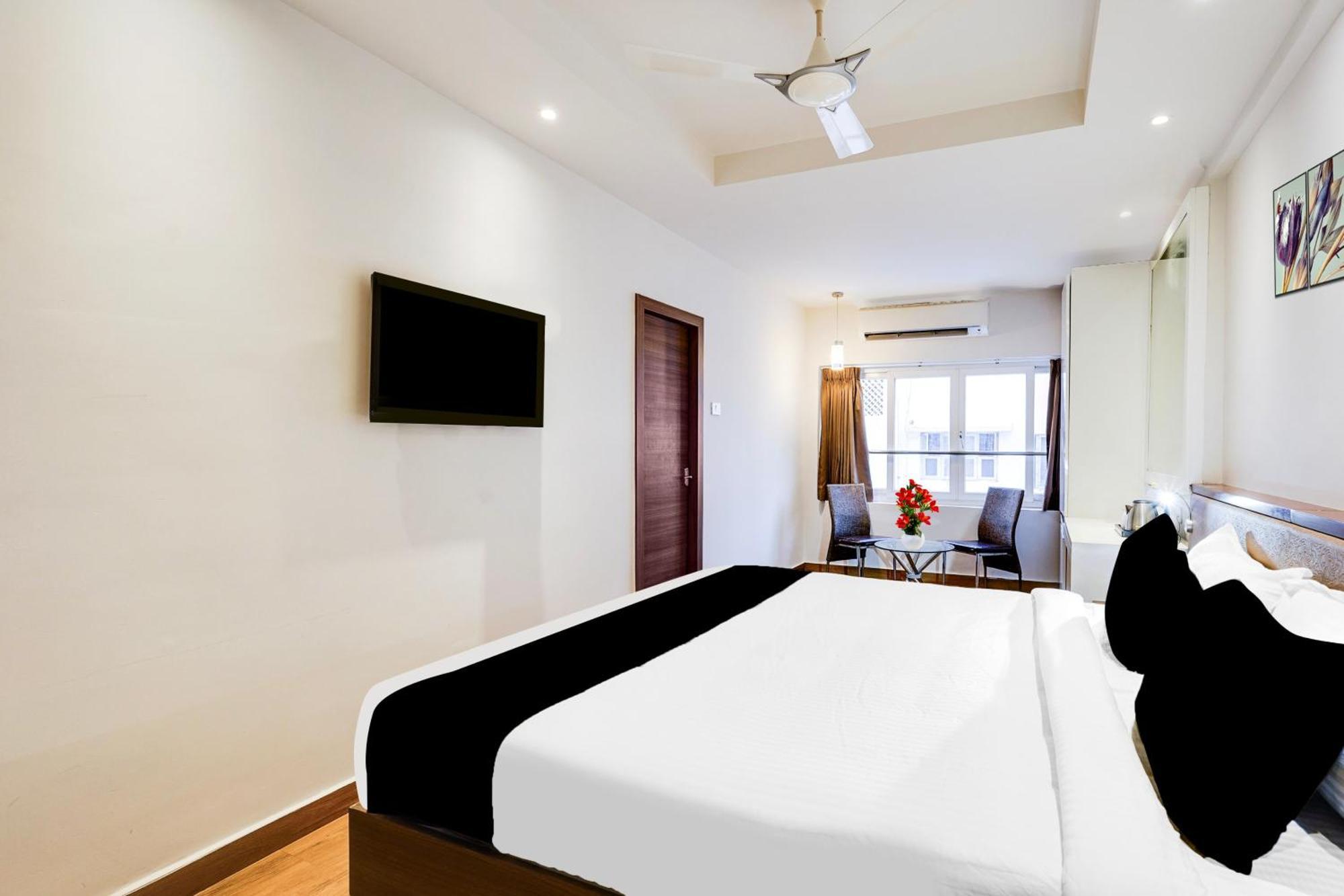 Super Townhouse Oak Kodambakkam Formerly Cine City 첸나이 외부 사진